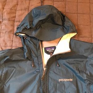 Men’s Patagonia Rain Jacket